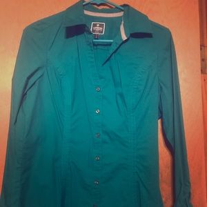 Express - Green button up top